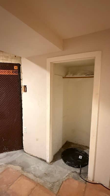 Canada Waterproofers Toronto: concrete work photographed at the business, 4 of 4