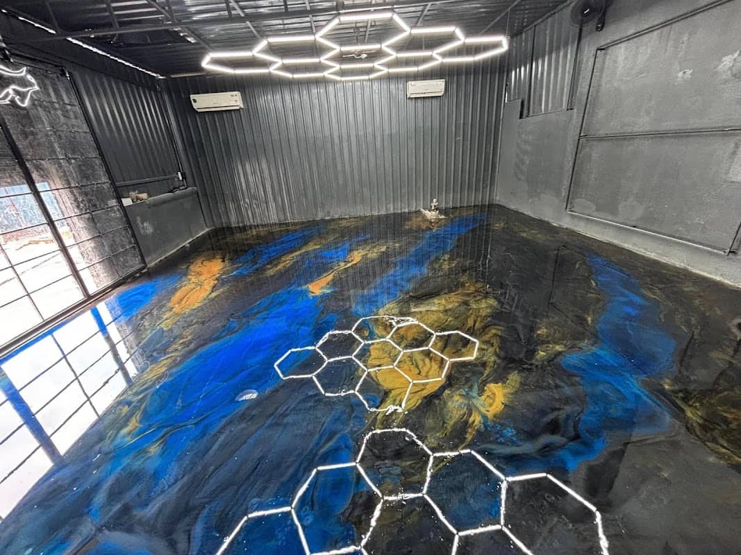 Crystal Clear Epoxy Flooring - Toronto photo 3