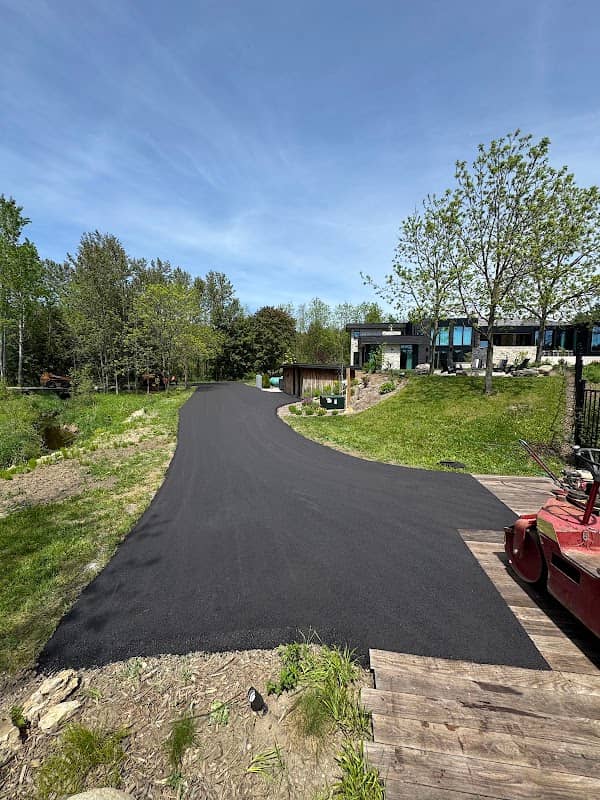 Pavemar Paving: concrete work photographed at the business, 4 of 4